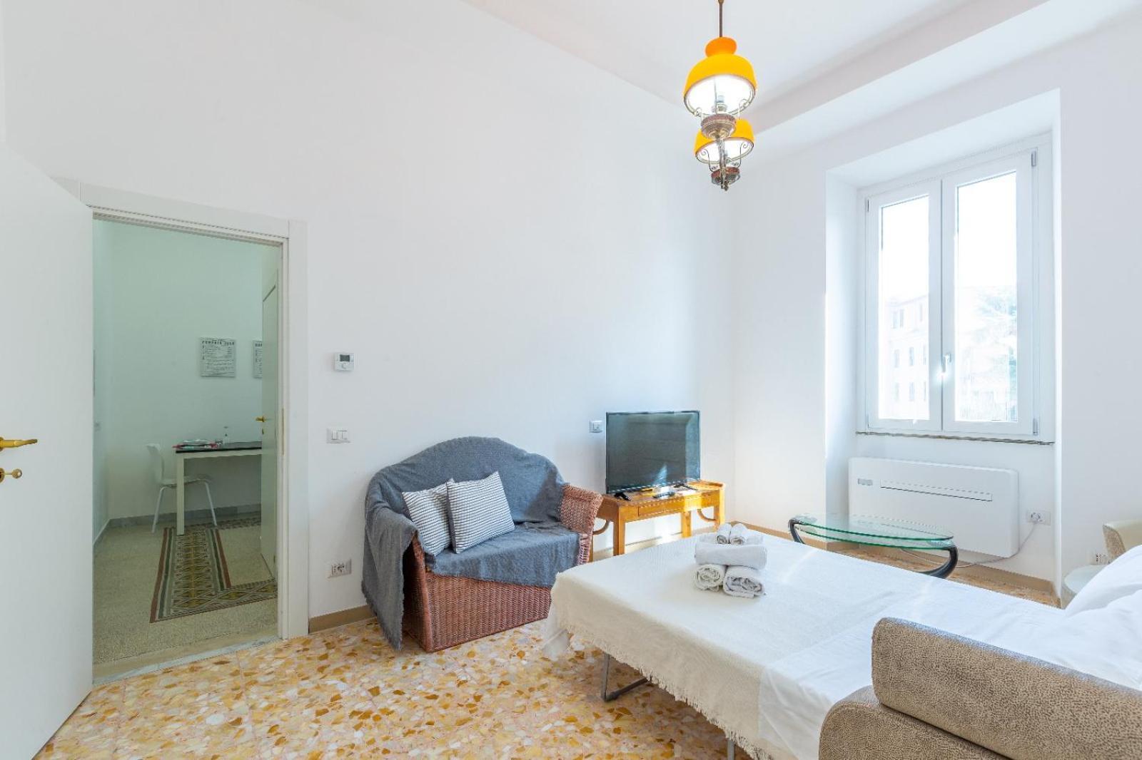 Aqua Claudia And Anio Novus Apartments Рим Екстериор снимка